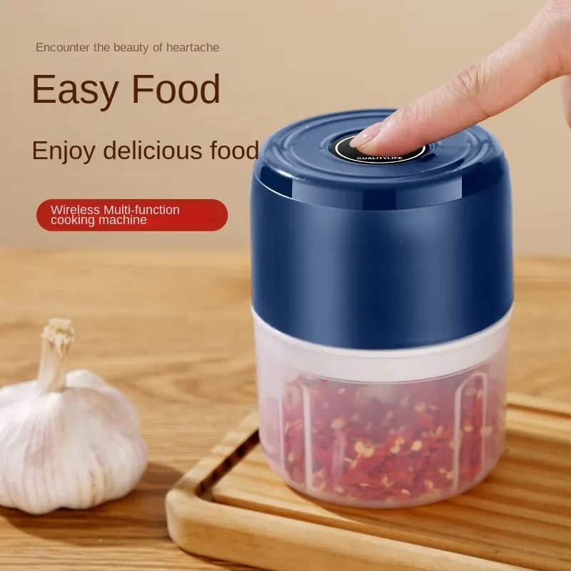 Say goodbye to time-consuming chopping and hello to effortless meal prep with the QuickPrep Chopper. Featuring ultra-sharp stainless steel blades and a built-in strainer, it’s your all-in-one kitchen hack for fast, fresh co